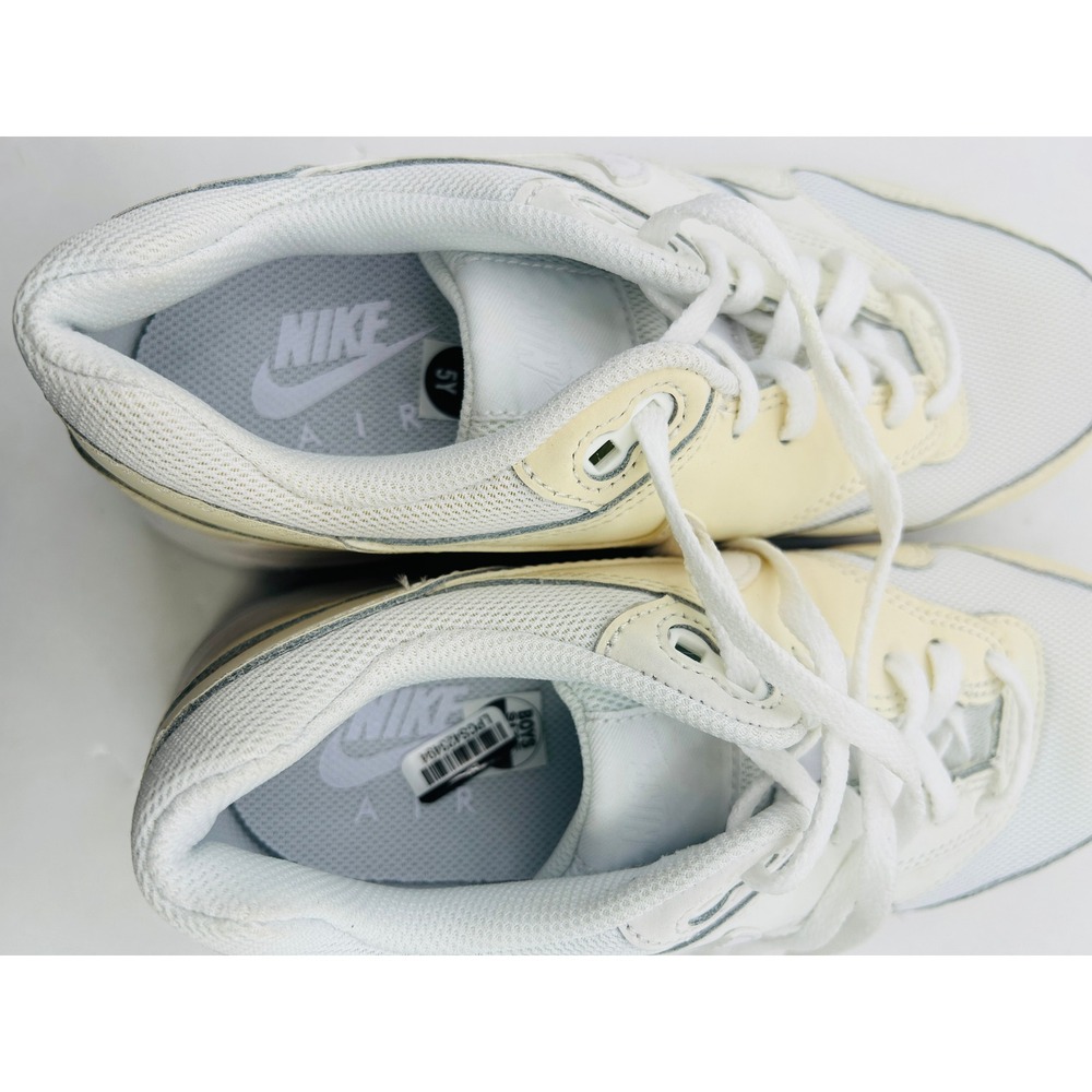 Nike Air Max 1 Sneakers Boys 5Y White New Without Box - Picture 2 of 8